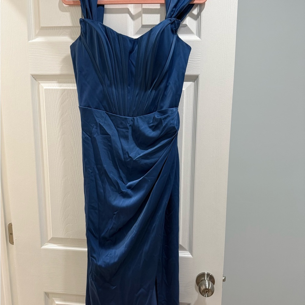 Elegant Blue Evening Dress